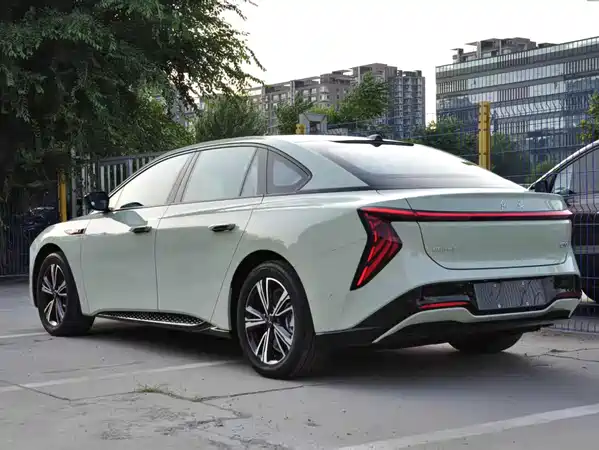 Hongqi EH7 2026