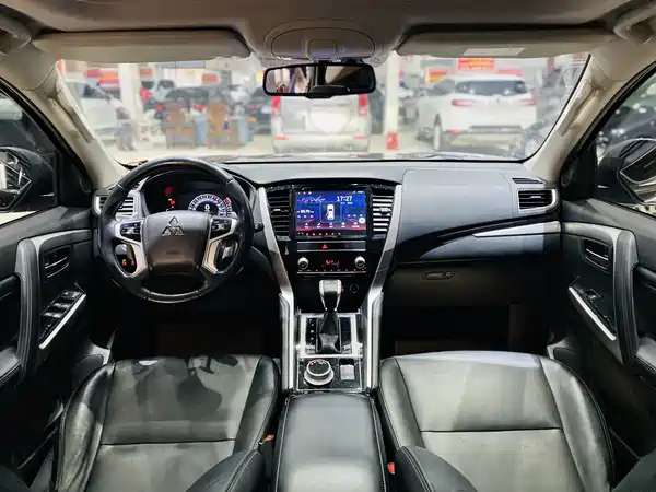 Mitsubishi Pajero Jinchang 2020
