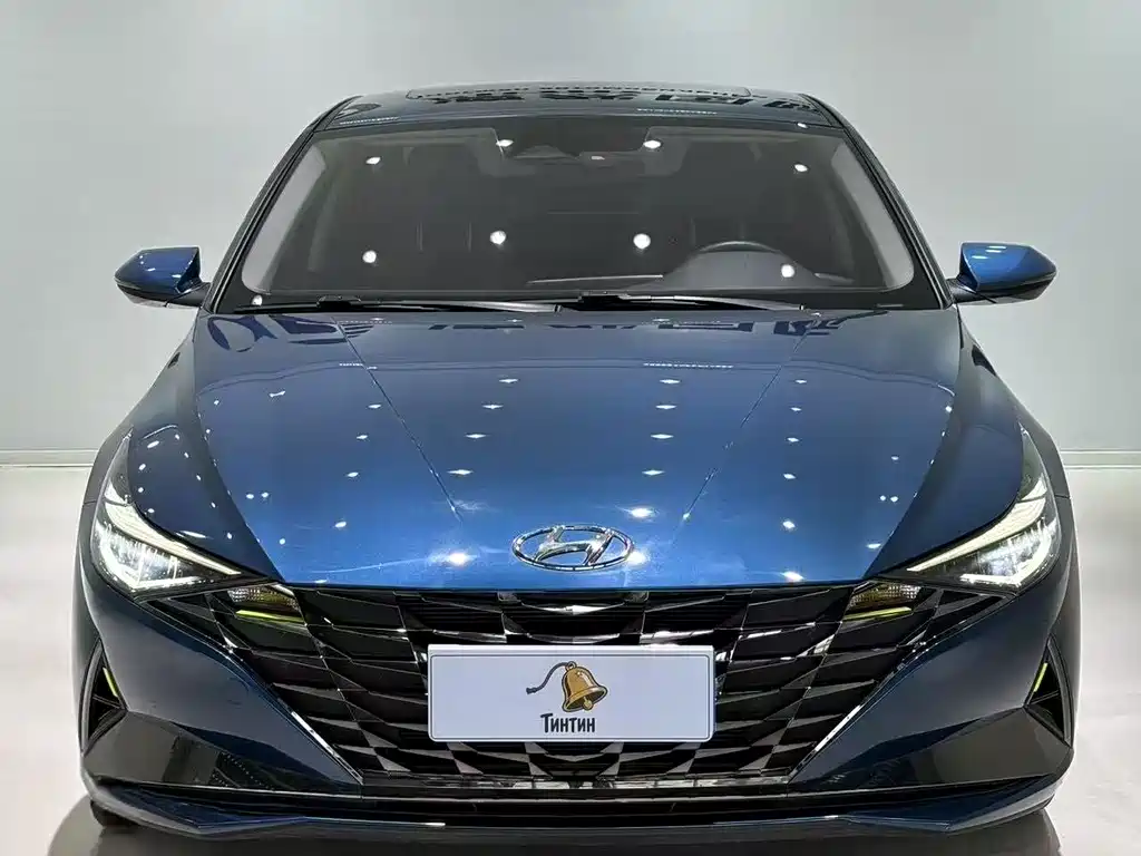 Hyundai Elantra 2022