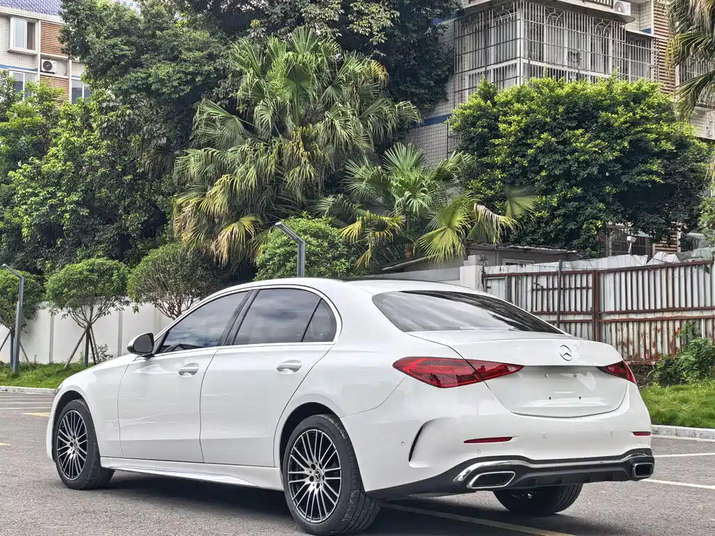Mercedes-Benz C-Class 2023