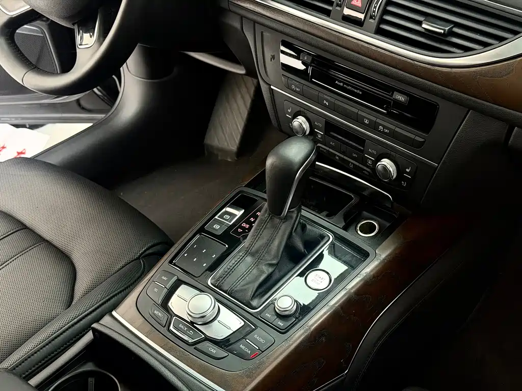 Audi A6L 2016 — фото 15