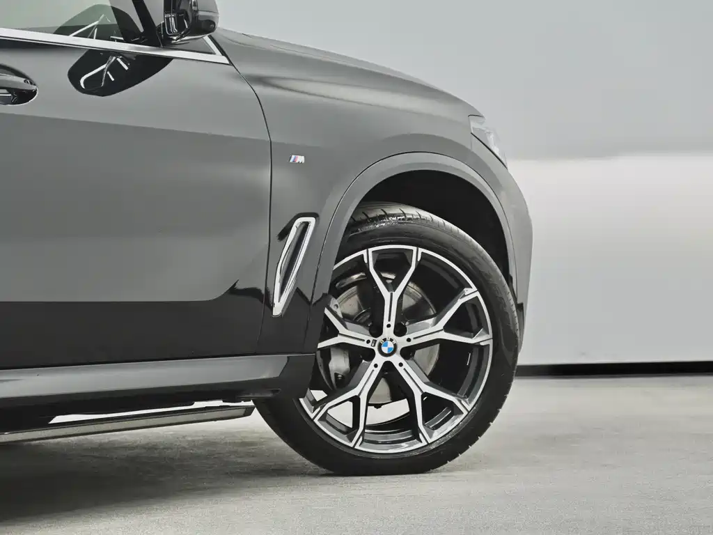 BMW X5 2023 — фото 33