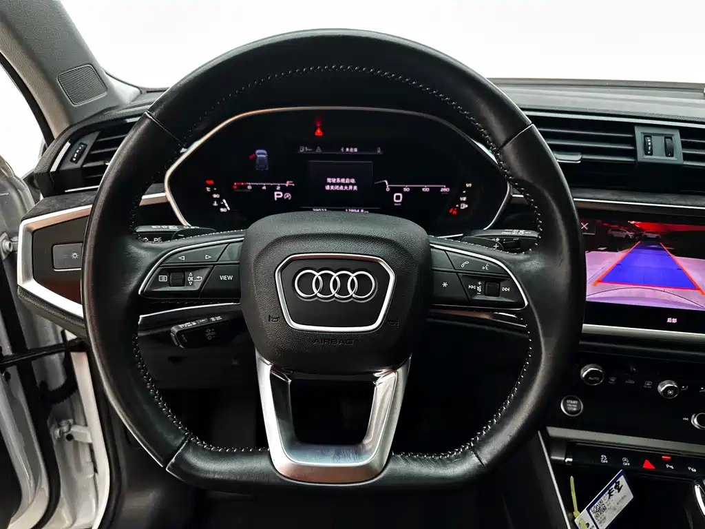 Audi Q3 2021 — фото 20