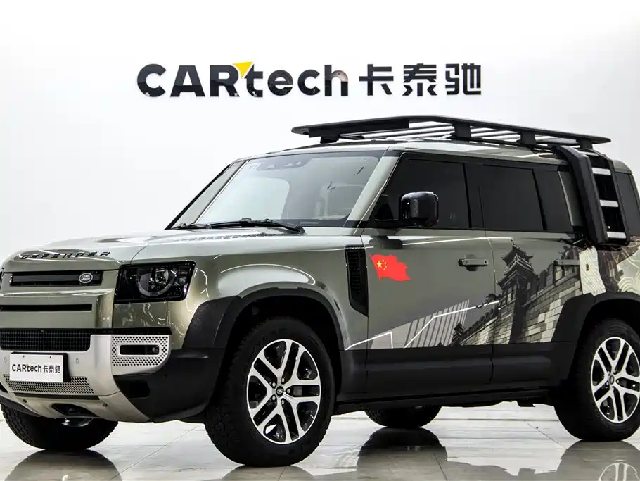 Land Rover Defender 2023 — фото 1