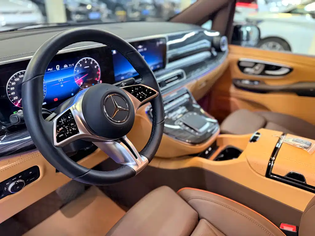 Mercedes-Benz V-Class