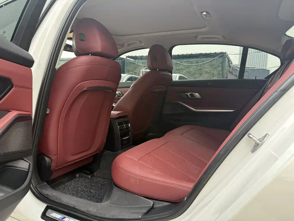 BMW 3 Series 2023