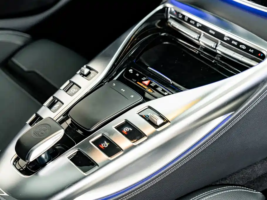 Mercedes-Benz AMG GT 2020 — фото 20