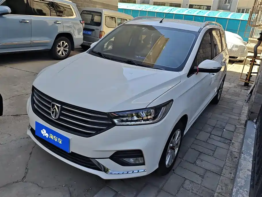 Baojun 360 2019
