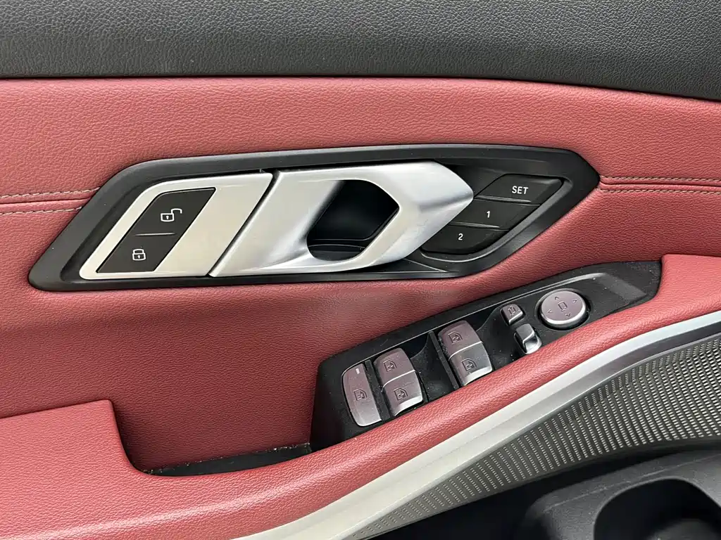BMW 3 Series 2023 — фото 13