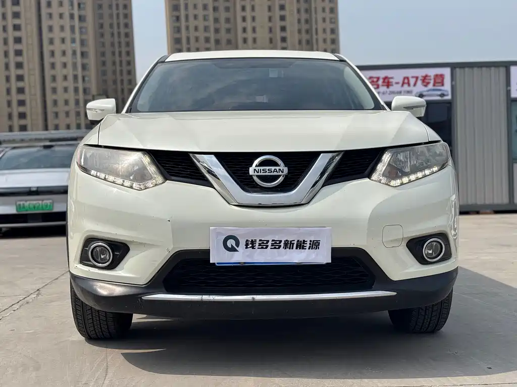Nissan X-Trail 2015
