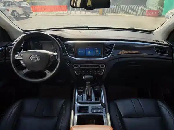 GAC Trumpchi GS8 2018