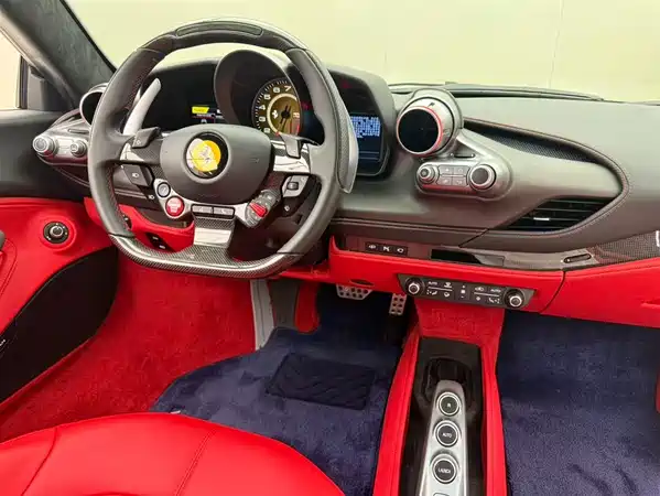 Ferrari F8 2019