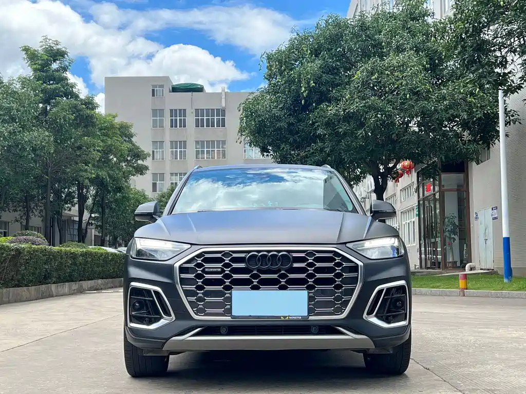 Audi Q5L 2022 — фото 2