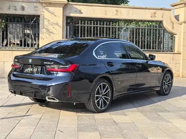 BMW 3 Series 2025