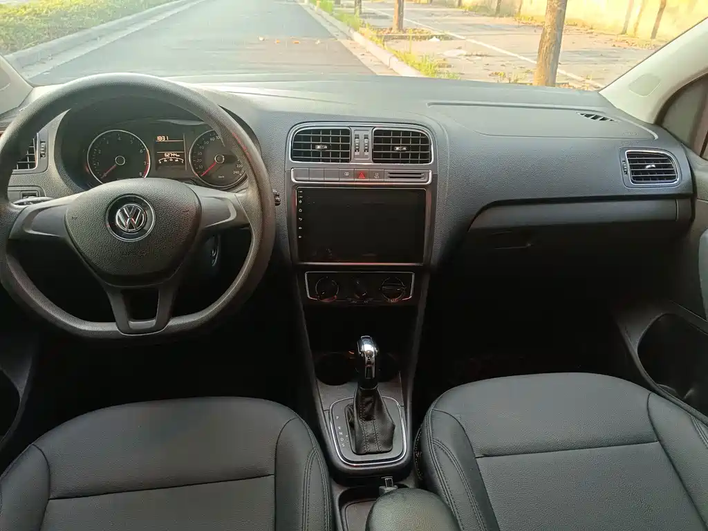 Volkswagen Polo 2014