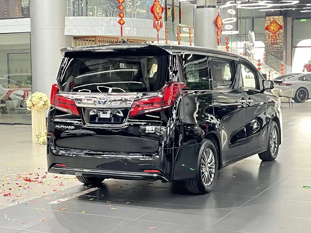 Toyota Alphard 2021 — фото 9