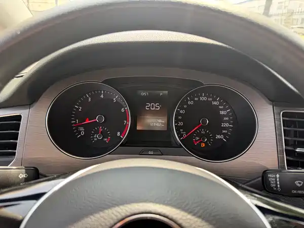 Volkswagen Golf Jialu 2017