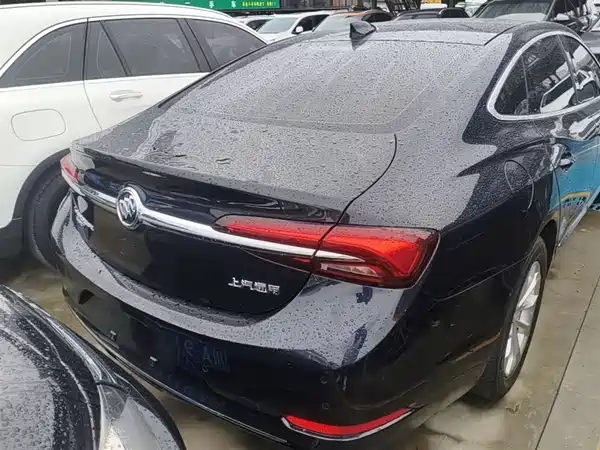 Buick LaCrosse 2021