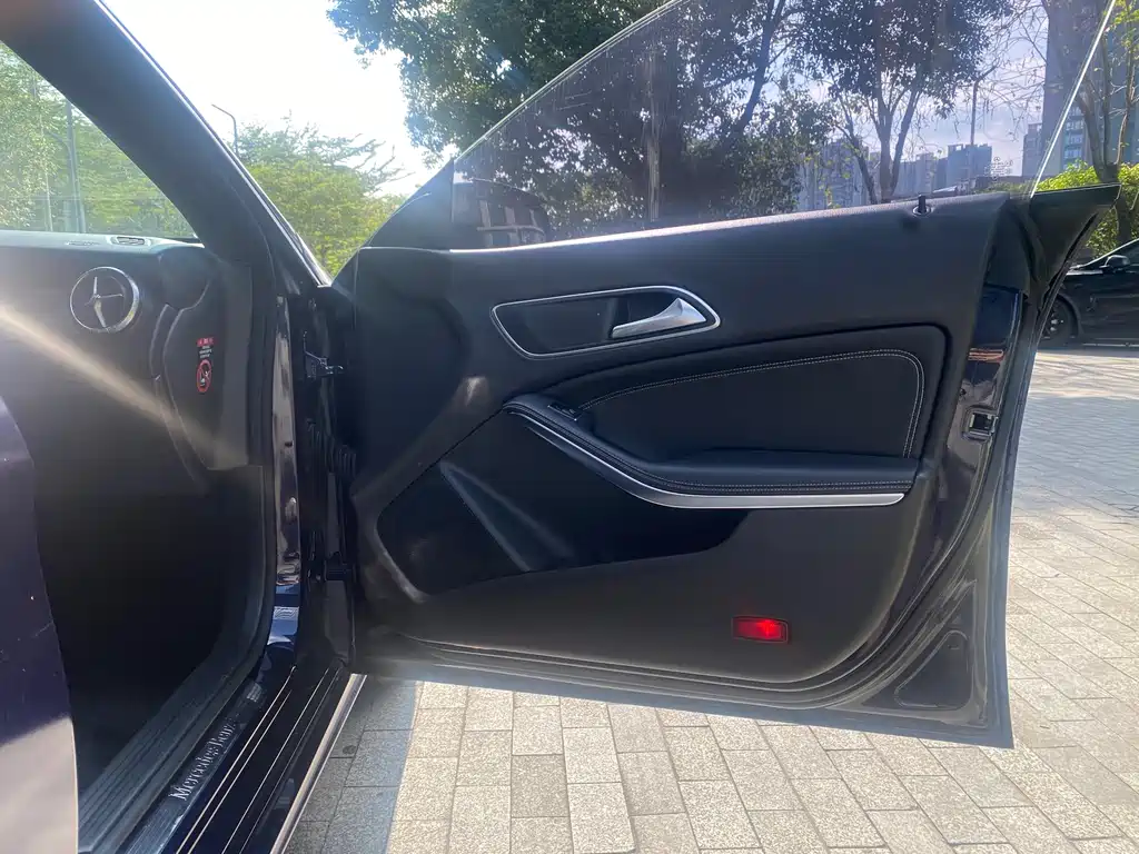 Mercedes-Benz CLA 2018 — фото 12