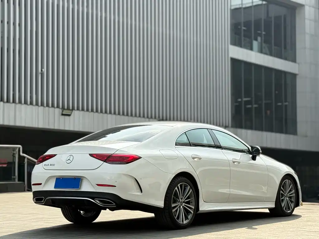 Mercedes-Benz CLS 2021 — фото 10