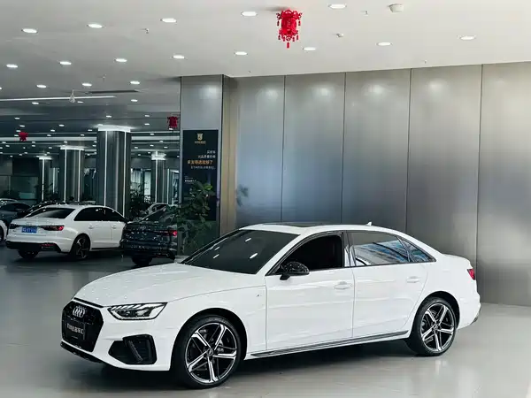 Audi A4L 2025