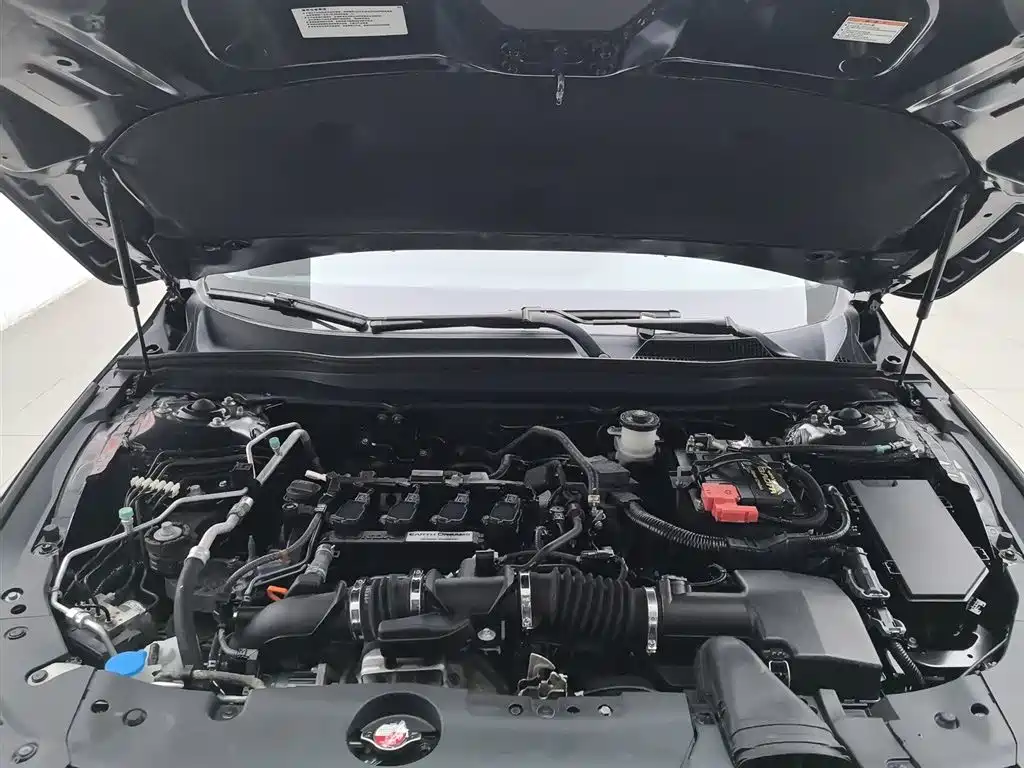 Honda Accord 2018 — фото 6