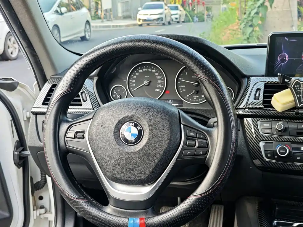 BMW 3 Series 2017 — фото 9