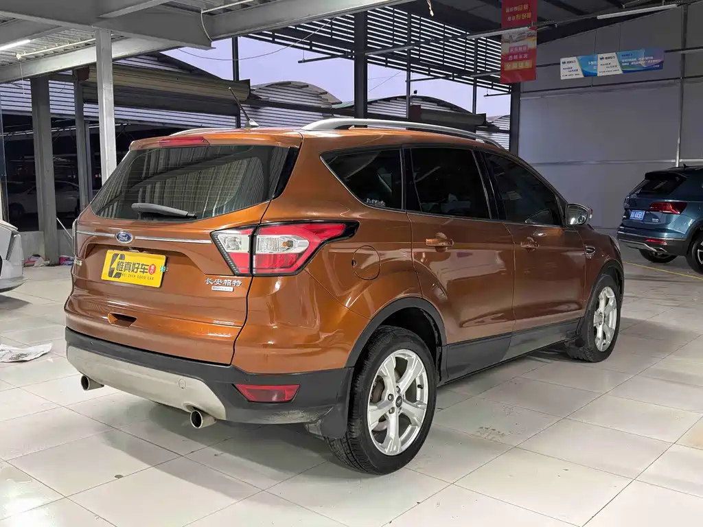 Ford Kuga 2019 — фото 15