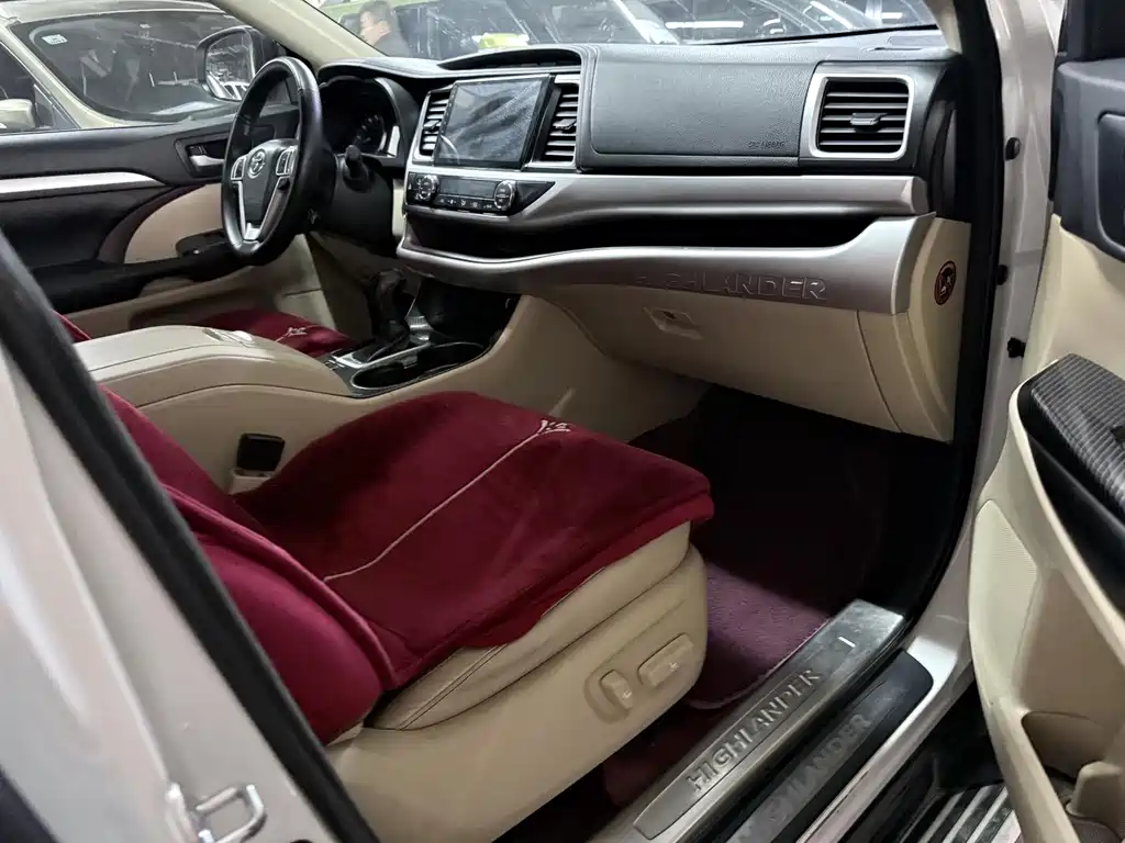 Toyota Highlander 2017 — фото 17