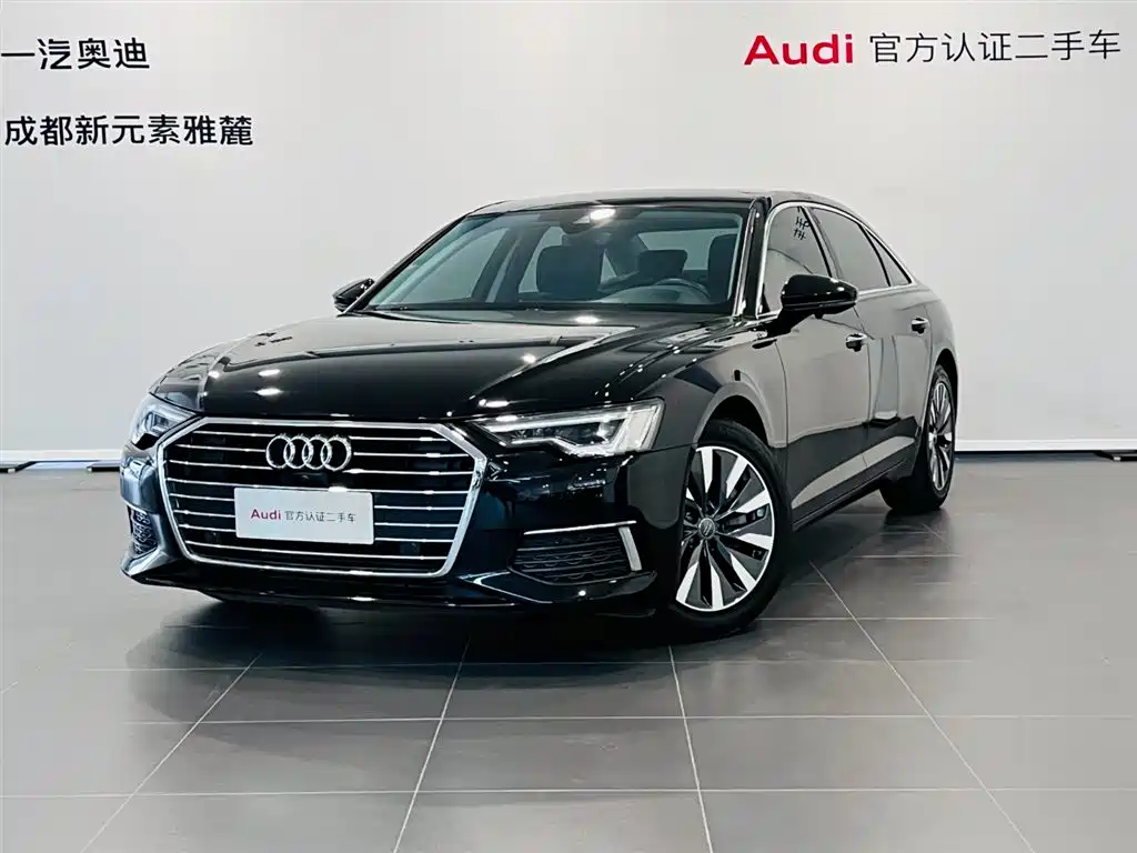 Audi A6L 2022 — фото 1