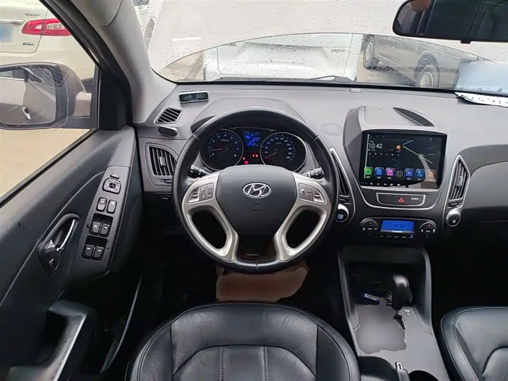 Hyundai ix35 2016 — фото 11