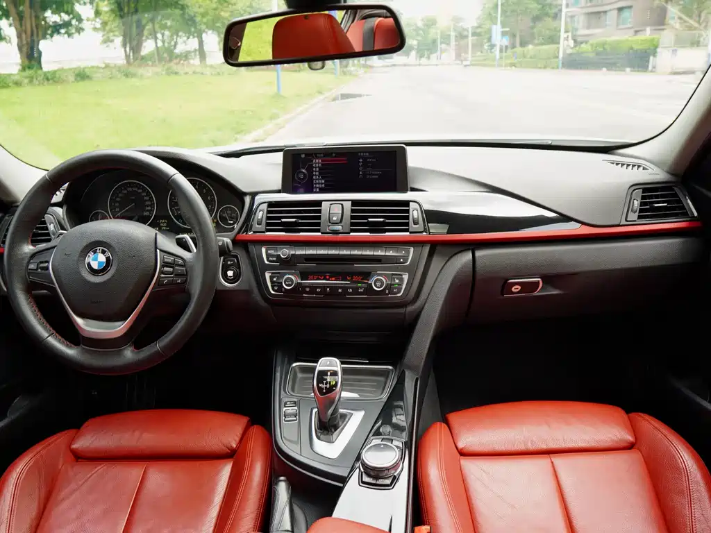 BMW 3 Series 2014 — фото 8