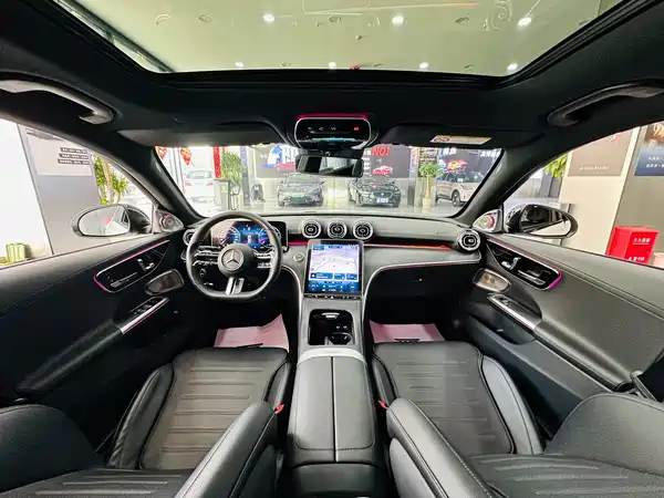 Mercedes-Benz C-Class 2021