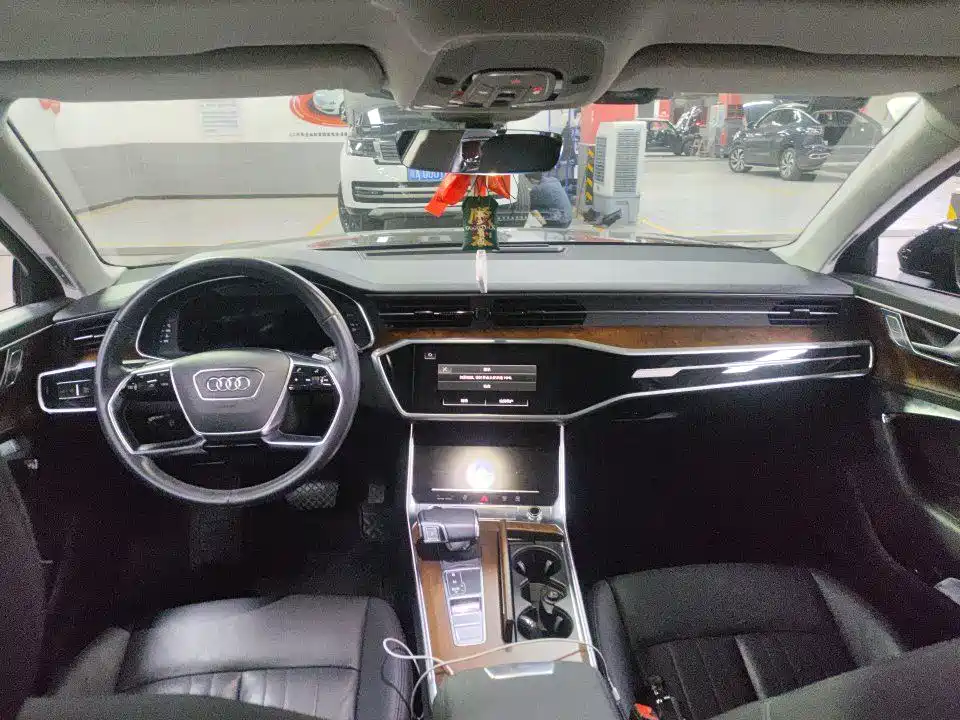 Audi A6 2021