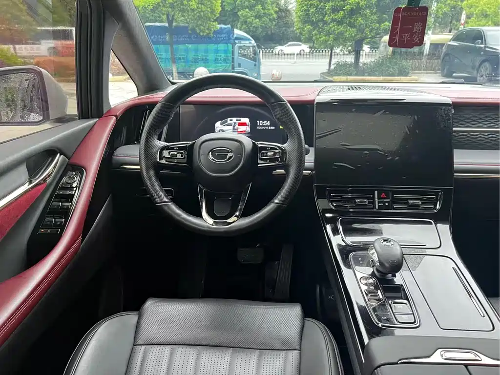 GAC Motor Trumpchi M8 2023 — фото 11