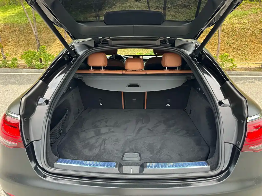 Mercedes-Benz GLC Coupe 2020 — фото 11