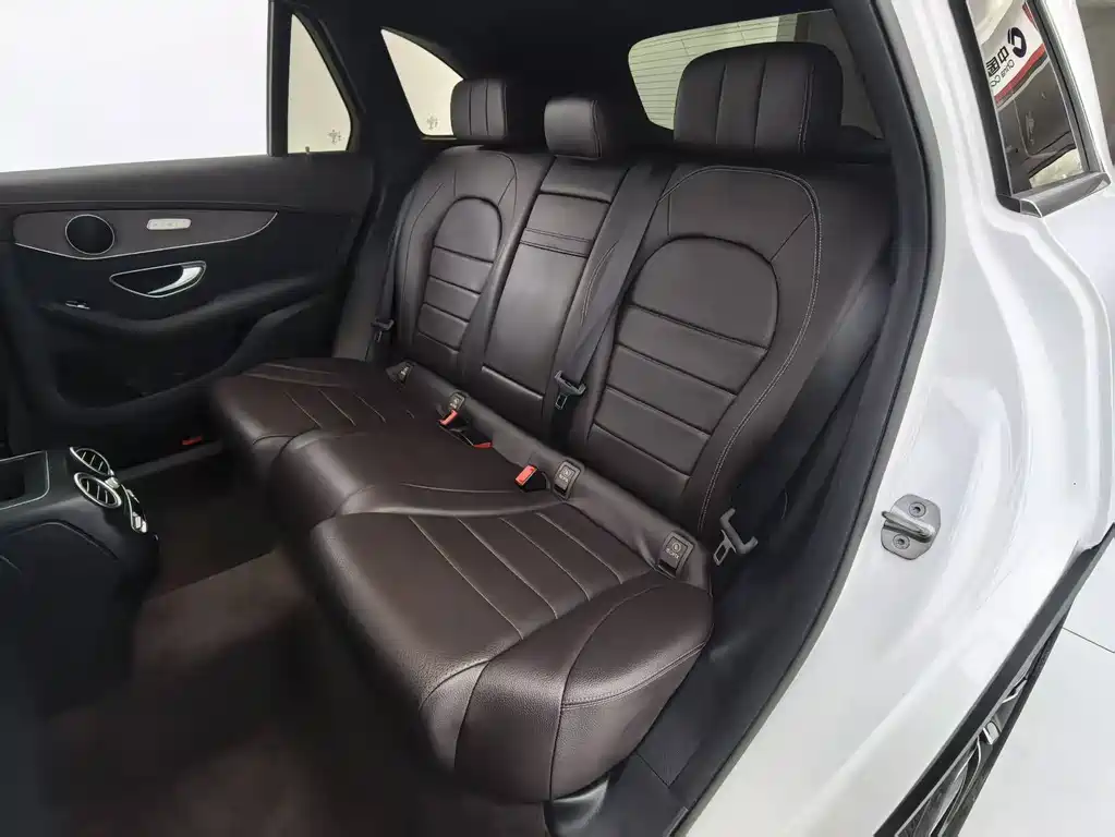 Mercedes-Benz GLC 2020 — фото 11