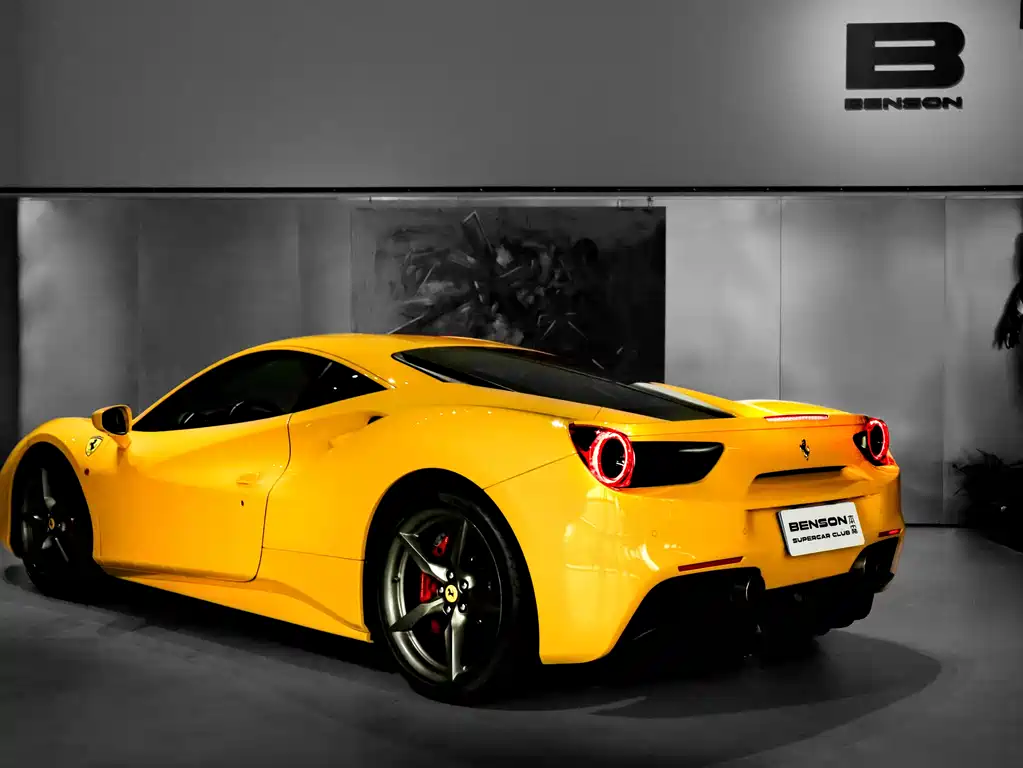 Ferrari 488 2018 — фото 5