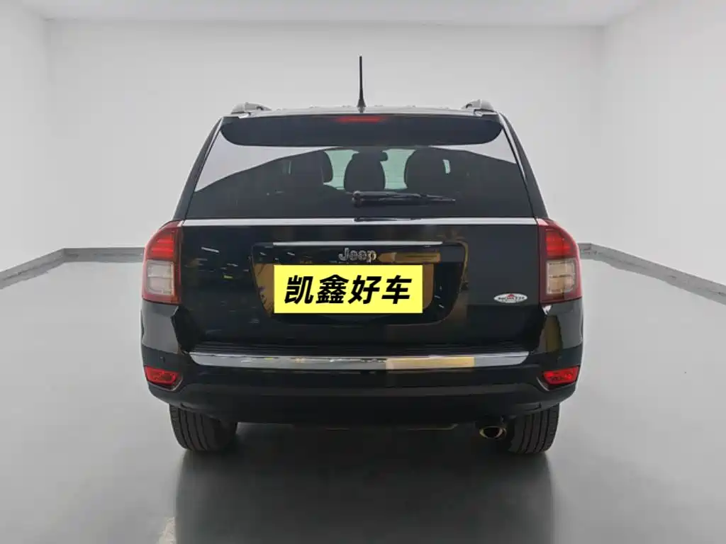 Jeep Compass 2015 — фото 5