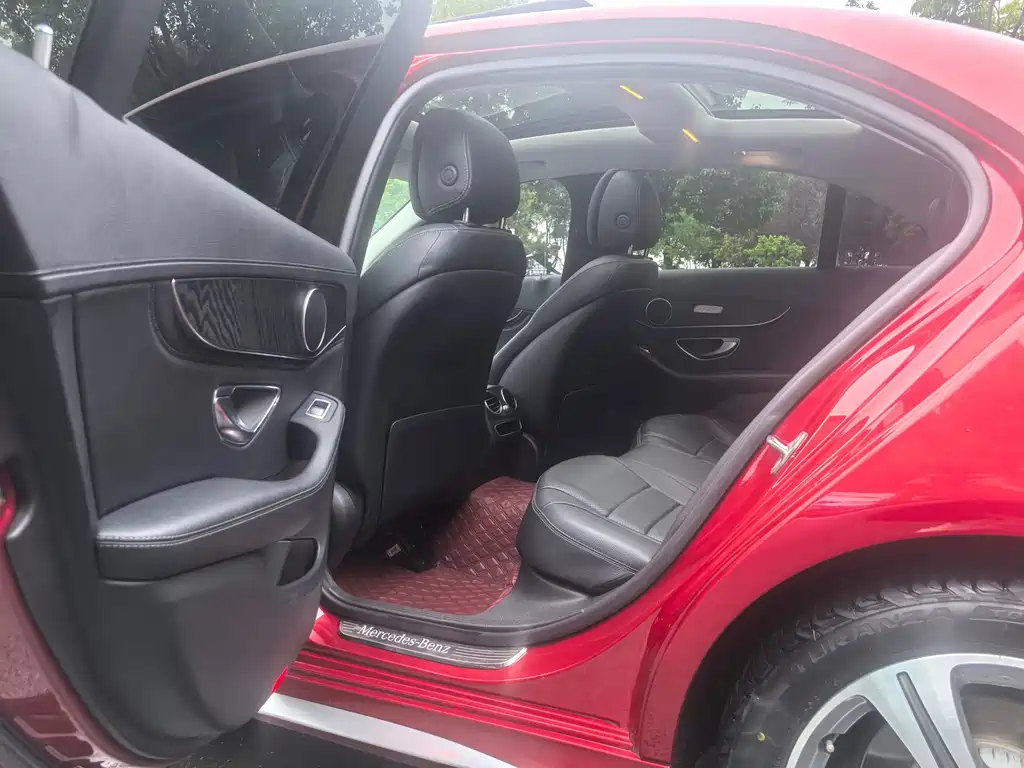 Mercedes-Benz C-Class 2019