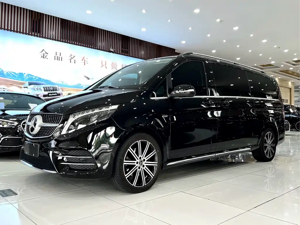 Mercedes-Benz V-Class 2024