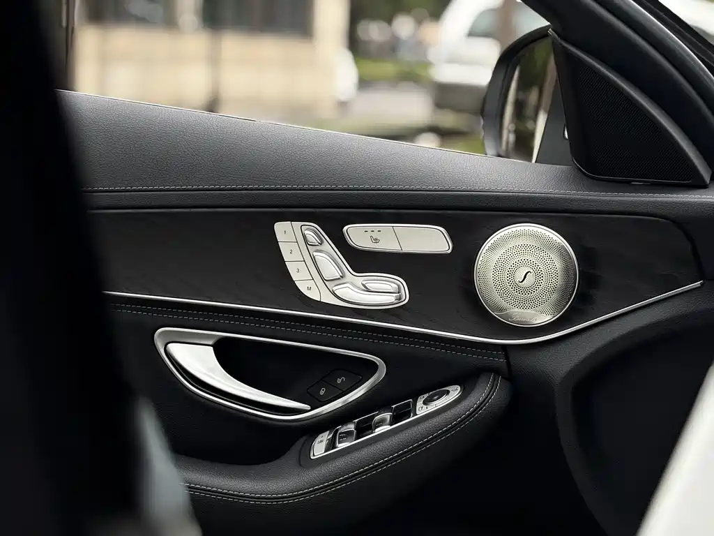 Mercedes-Benz C-Class 2020 — фото 7
