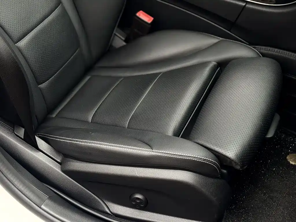 Mercedes-Benz C-Class 2020 — фото 14