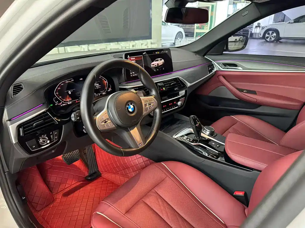 BMW 5 Series 2023