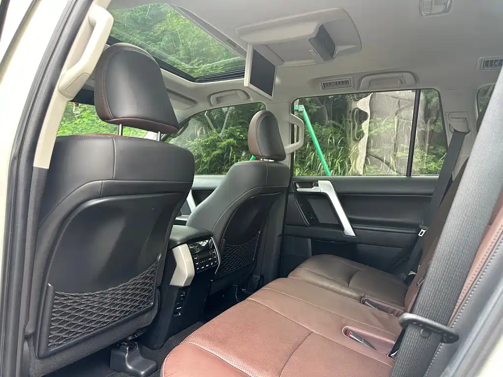 Toyota Prado 2018 — фото 10