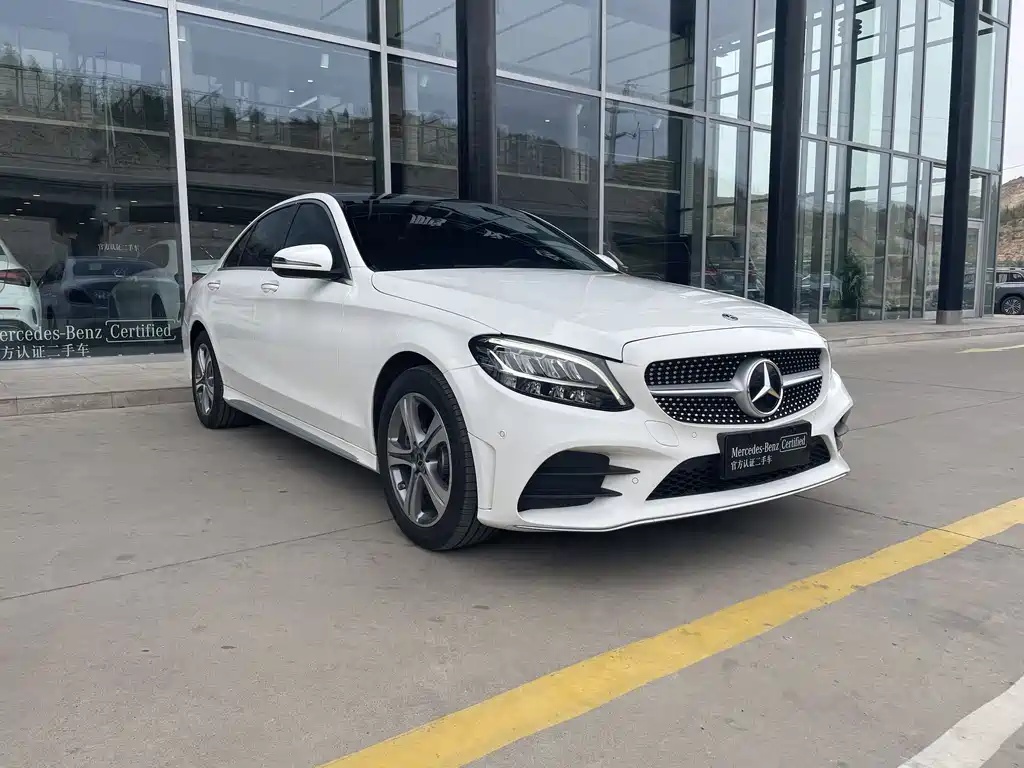 Mercedes-Benz C-Class 2021 — фото 3