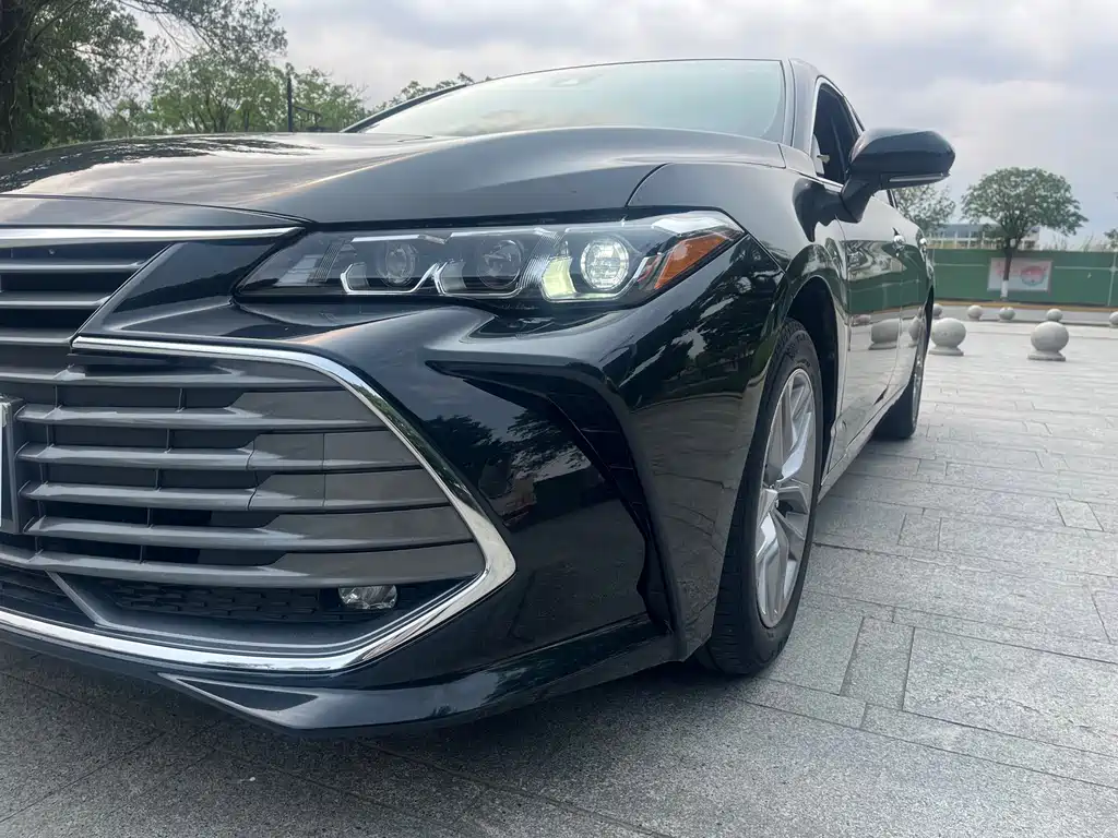 Toyota Avalon 2022 — фото 19