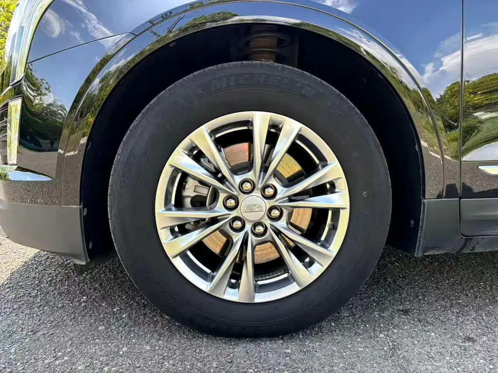 Cadillac XT5 2022 — фото 13