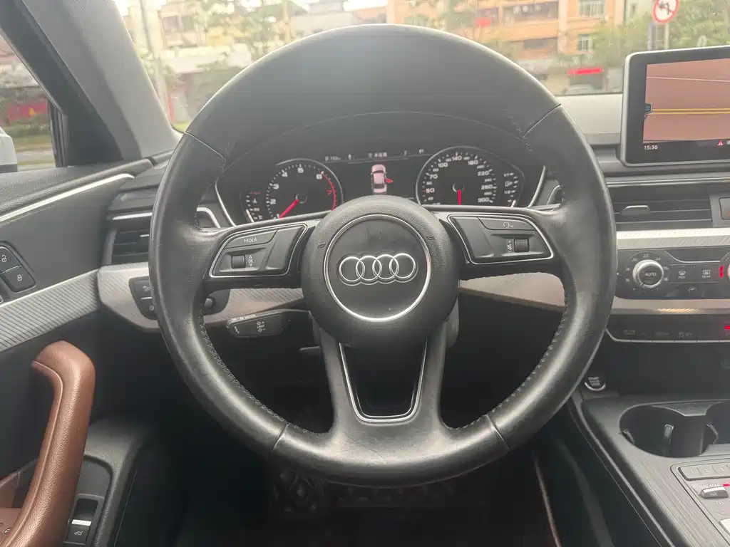 Audi A4L 2018 — фото 17