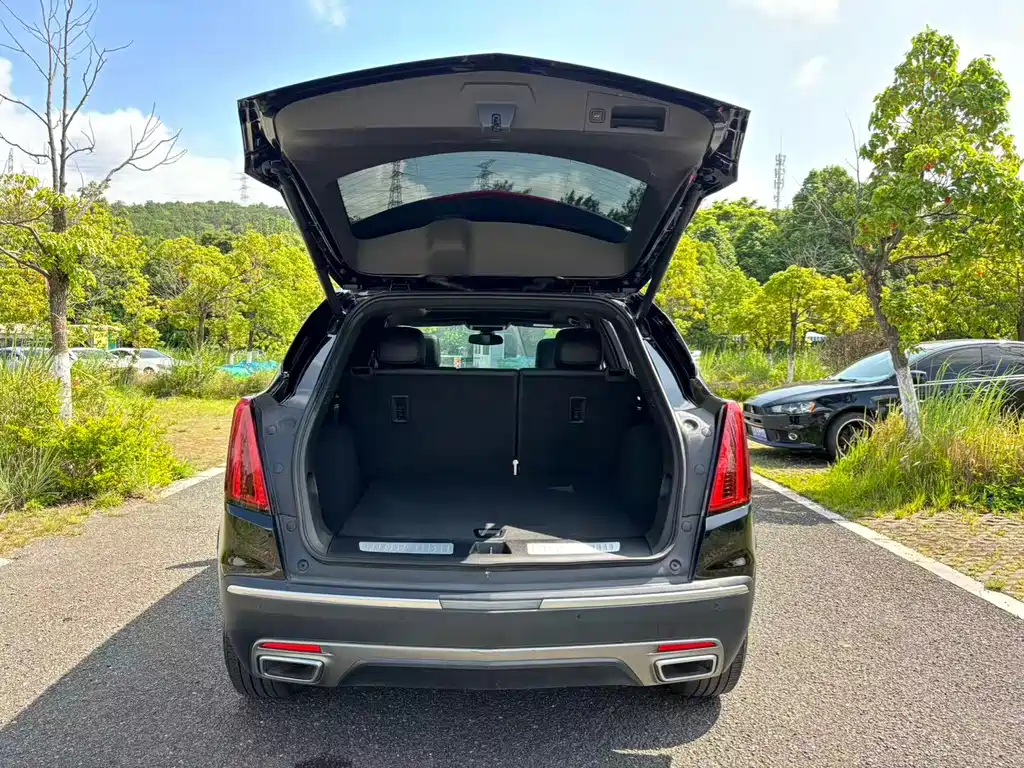 Cadillac XT5 2022 — фото 19